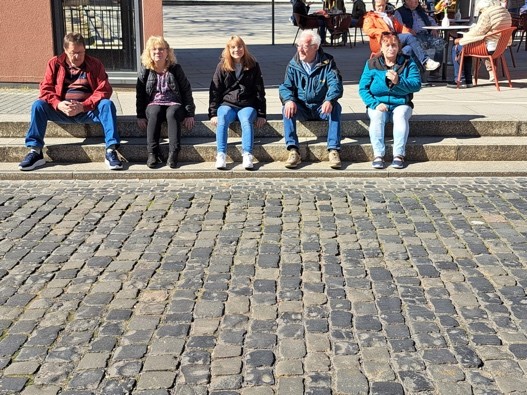 Cafe mit Gruppe 6